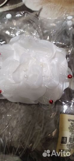 Бантики для волос белые