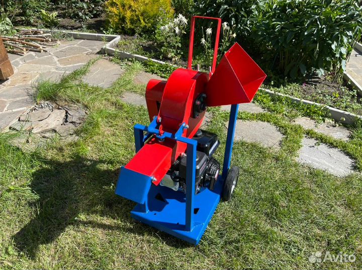 Измельчитель Веток D-250 Бензиновый