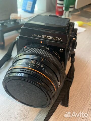 Плёночный фотоаппарат Bronica