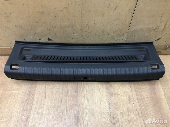 Обшивка багажника Volkswagen Tiguan 2007-2016