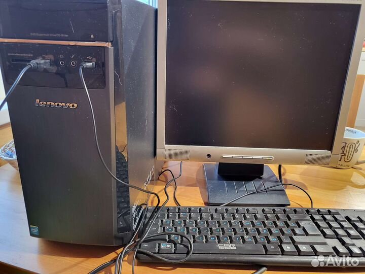 Компьютер Lenovo в сборе