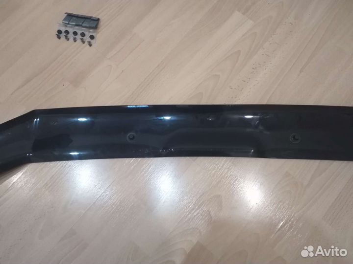 Дефлектор капота (Мухобойка) Toyota Prado 150