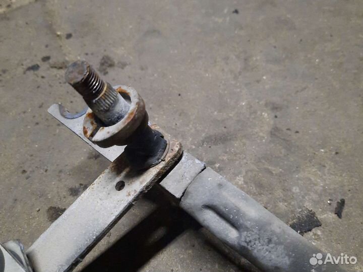 Трапеция дворников chrysler cirrus