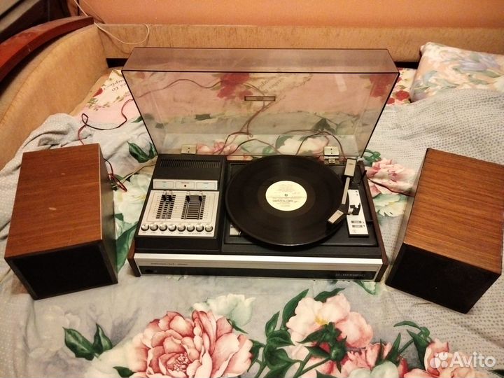 Продам проигрыватель Мелодия -103 стерео