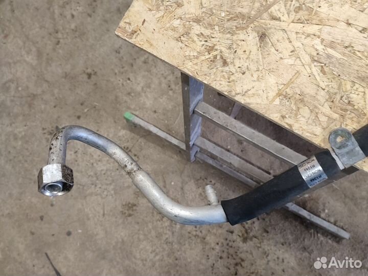 Киа Авелла трубка кондиционера