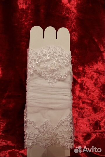 Короткие свадебные перчатки