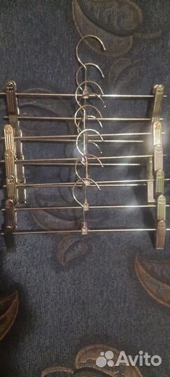 Вешалки прищепки для брюк и юбок