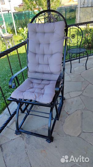 Кресло-качалка металлическое маятниковое