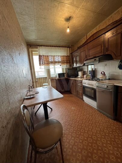 3-к. квартира, 76 м², 8/9 эт.