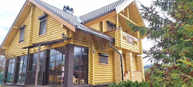 Дом 220 м² на участке 14 сот.