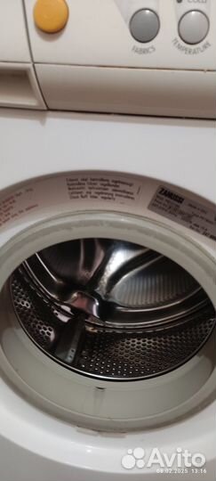 Стиральная машина zanussi