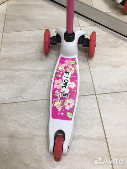 Самокат детский трехколесный