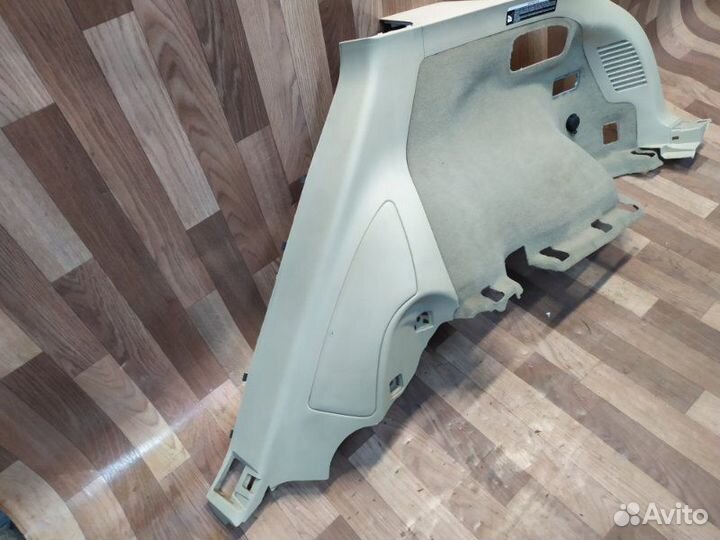 Обшивка багажника задняя правая Infiniti Инфинити