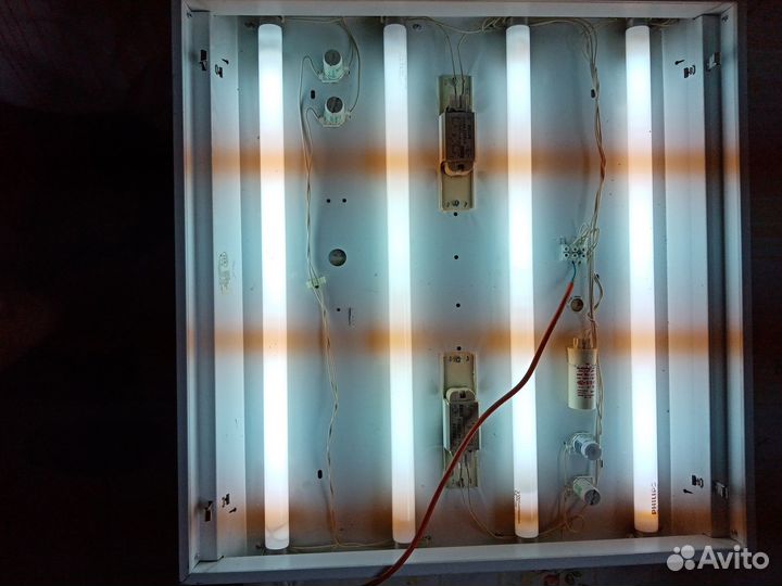 Светильник люминисцентный потолочный