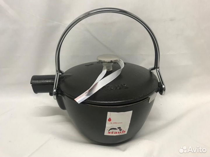 Чайник чугунный Staub