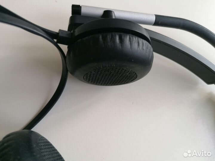 Гарнитура и наушники