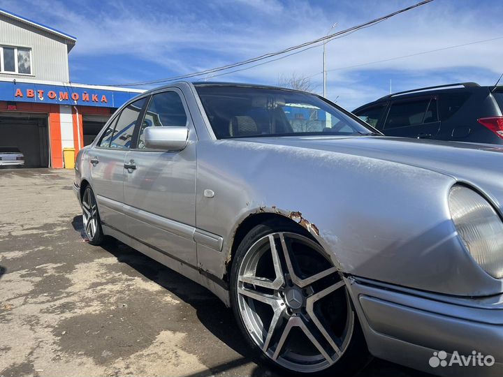 Mercedes-Benz E-класс 3.2 AT, 1996, 413 000 км