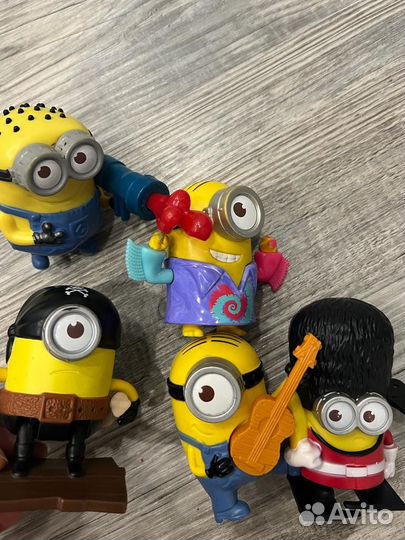 Миньоны из макдональдса