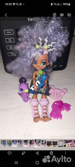 Кукла Mattel Cave Club Бэшли с аксессуарами