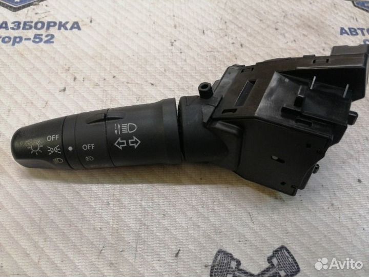 Переключатель стеклоочистителя Nissan X-Trail T30