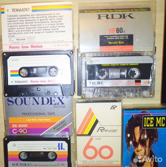Музыка 90-х на фирменных кассетах