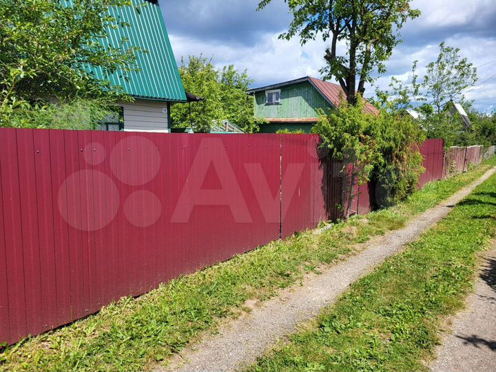 Дом 36 м² на участке 4 сот.