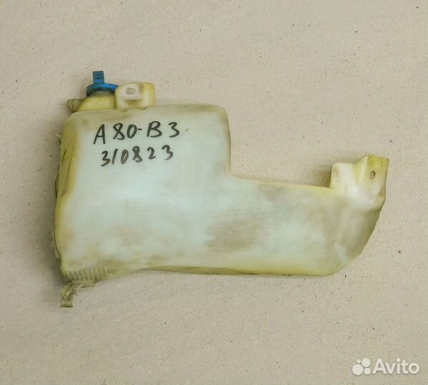 Бачок омывателя Audi 80 B3
