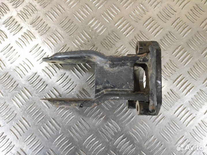 Кронштейн двигателя Vito 1996-2003