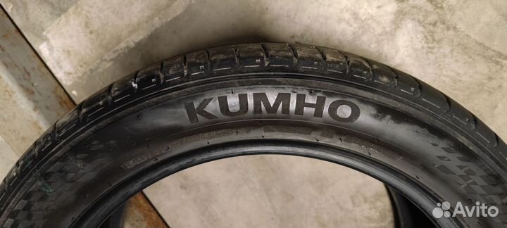 Kumho Ecsta PS71 SUV 275/45 R20 110Y