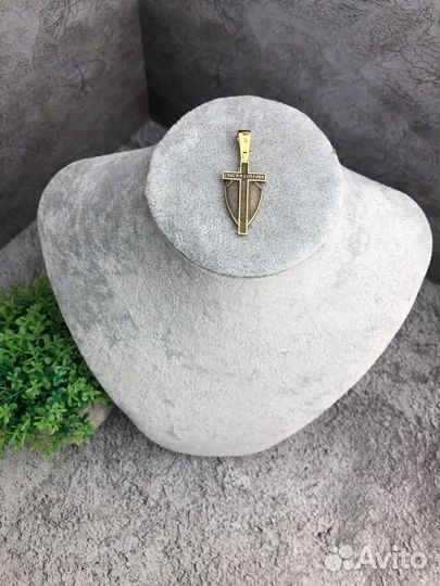 М.крест олю