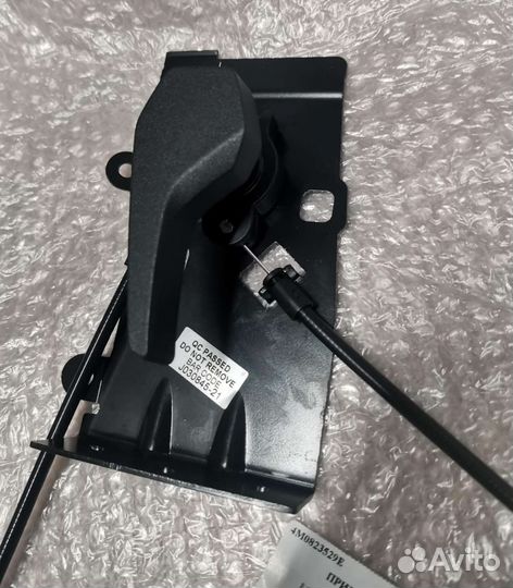 Audi Q7 4M трос капота ручка открывания капота нов