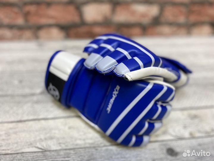 Перчатки для MMA Fight Expert - син/бел