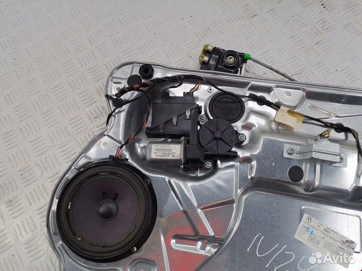 Стеклоподъемник для Volkswagen Polo 4