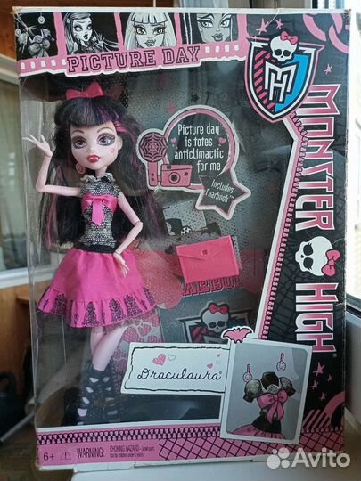 Кукла Монстер Хай Дракулаура День фото
