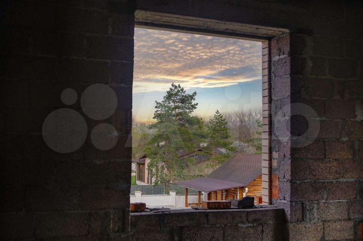 Дом 471 м² на участке 15 сот.