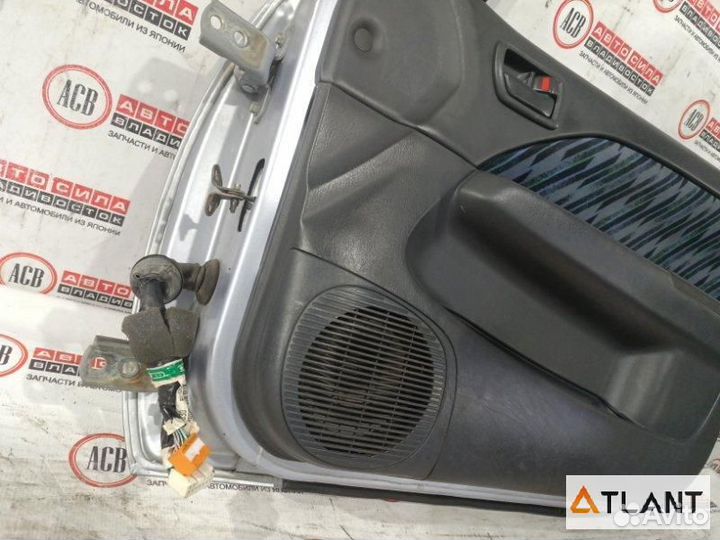 Дверь передний правый toyota caldina