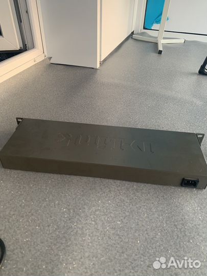 Коммутатор D-link DES-1026G