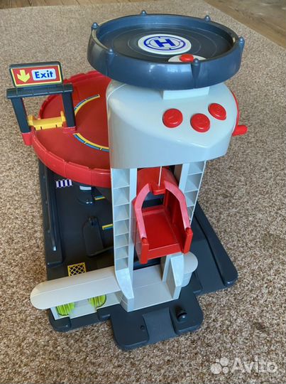 Парковка большой гараж ELC