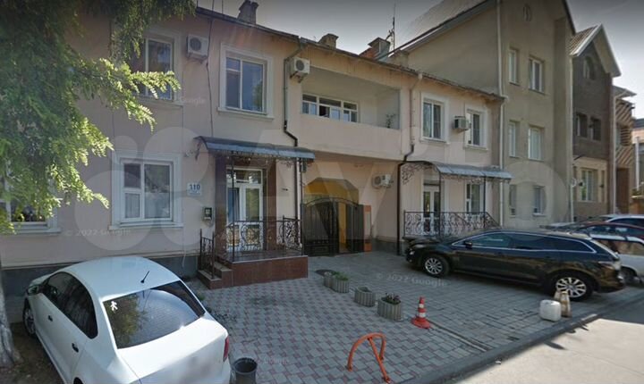 4-к. квартира, 75 м², 1/3 эт.