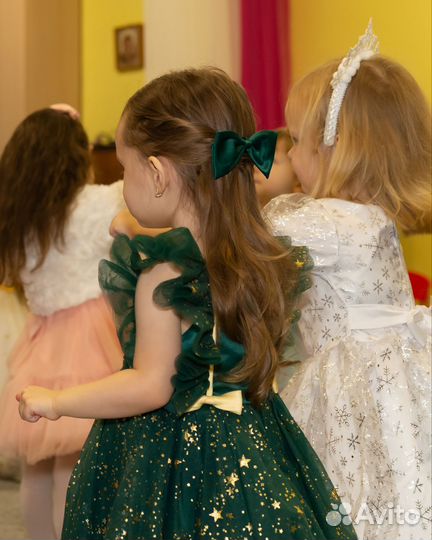 Нарядное платье для двойни