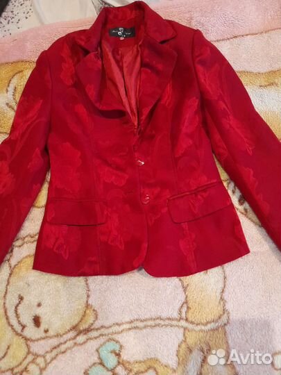 Костюм женский