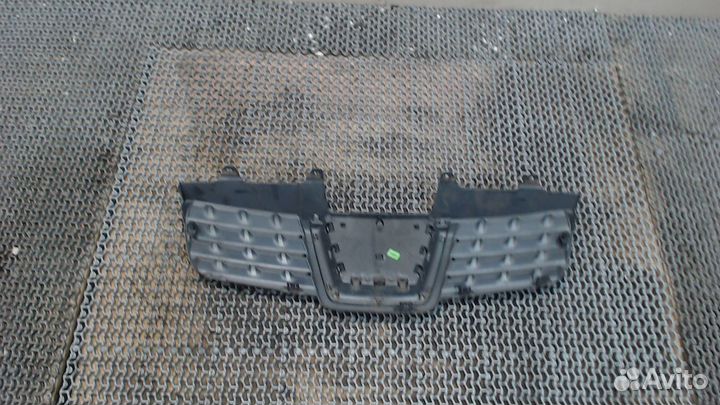 Решетка радиатора Nissan Qashqai, 2008