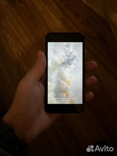iPhone 7, 128 ГБ