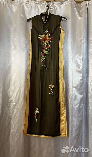 Восточный костюм с вышивкой женский