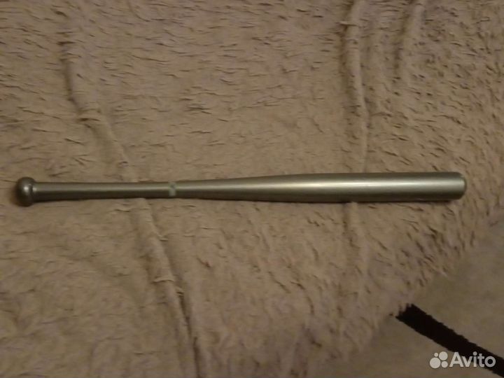 Бейсбольная бита