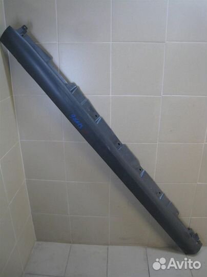 Накладка порога левого наружная Toyota Avensis T2