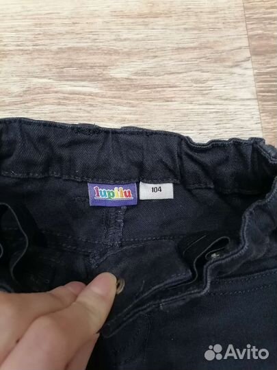 Рубашки для мальчика 92-98 см, брюки 104