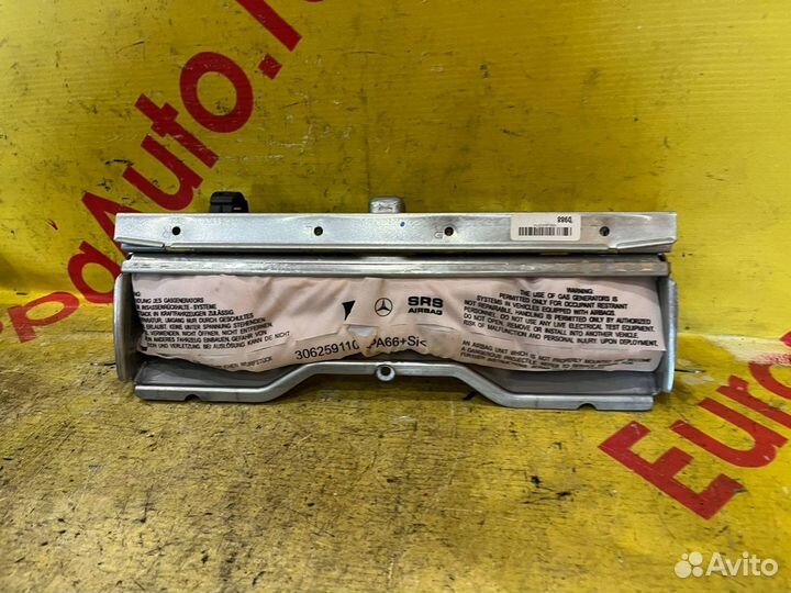 Подушка безопасности Mercedes-Benz C-Class W204