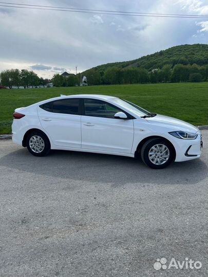 Hyundai Elantra 1.6 AT, 2017, 140 280 км