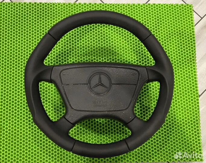 Анатомический руль Mercedes Benz